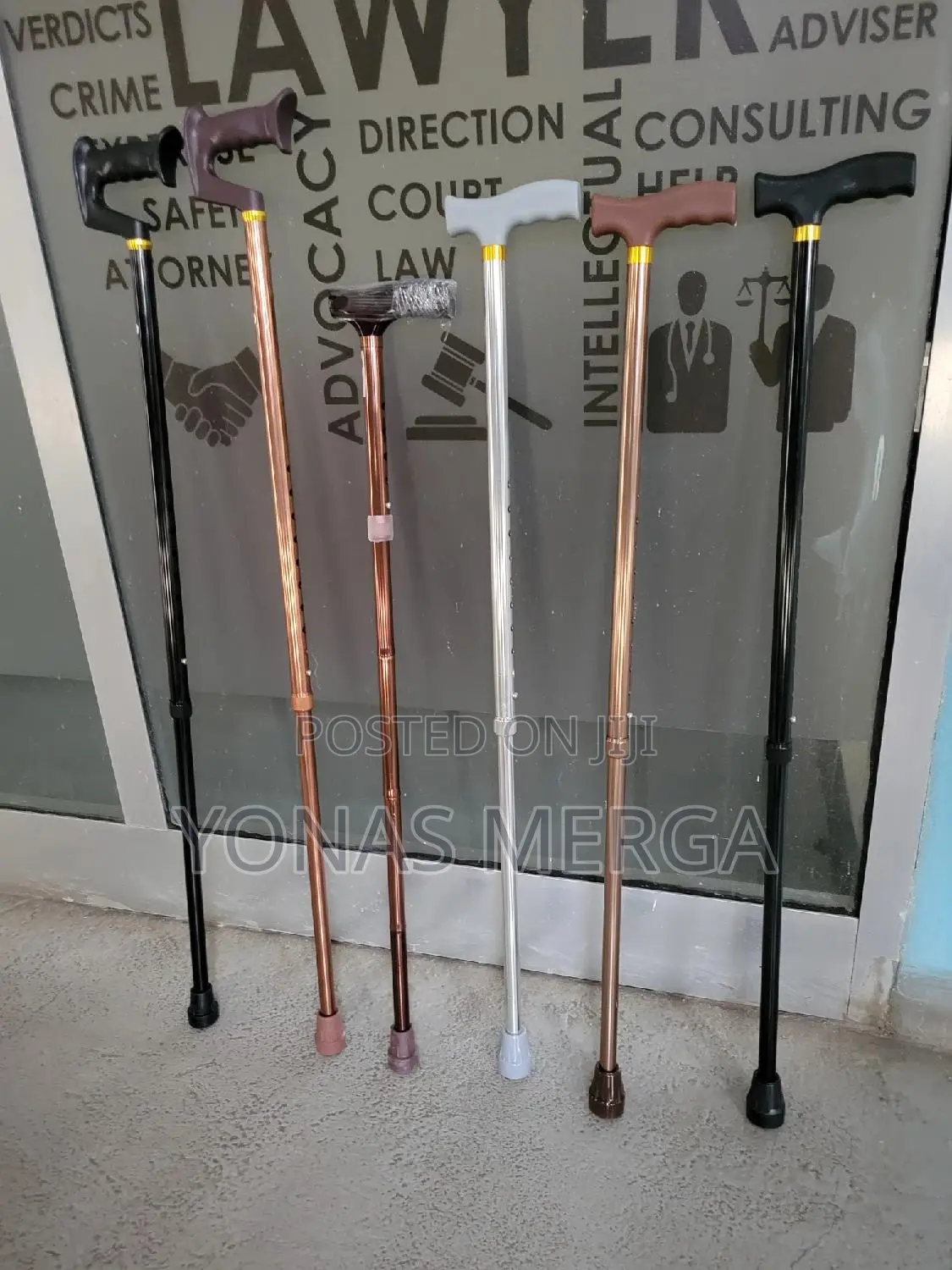 Cane+Description Robust and Safe,High-Quality Aluminium Cane