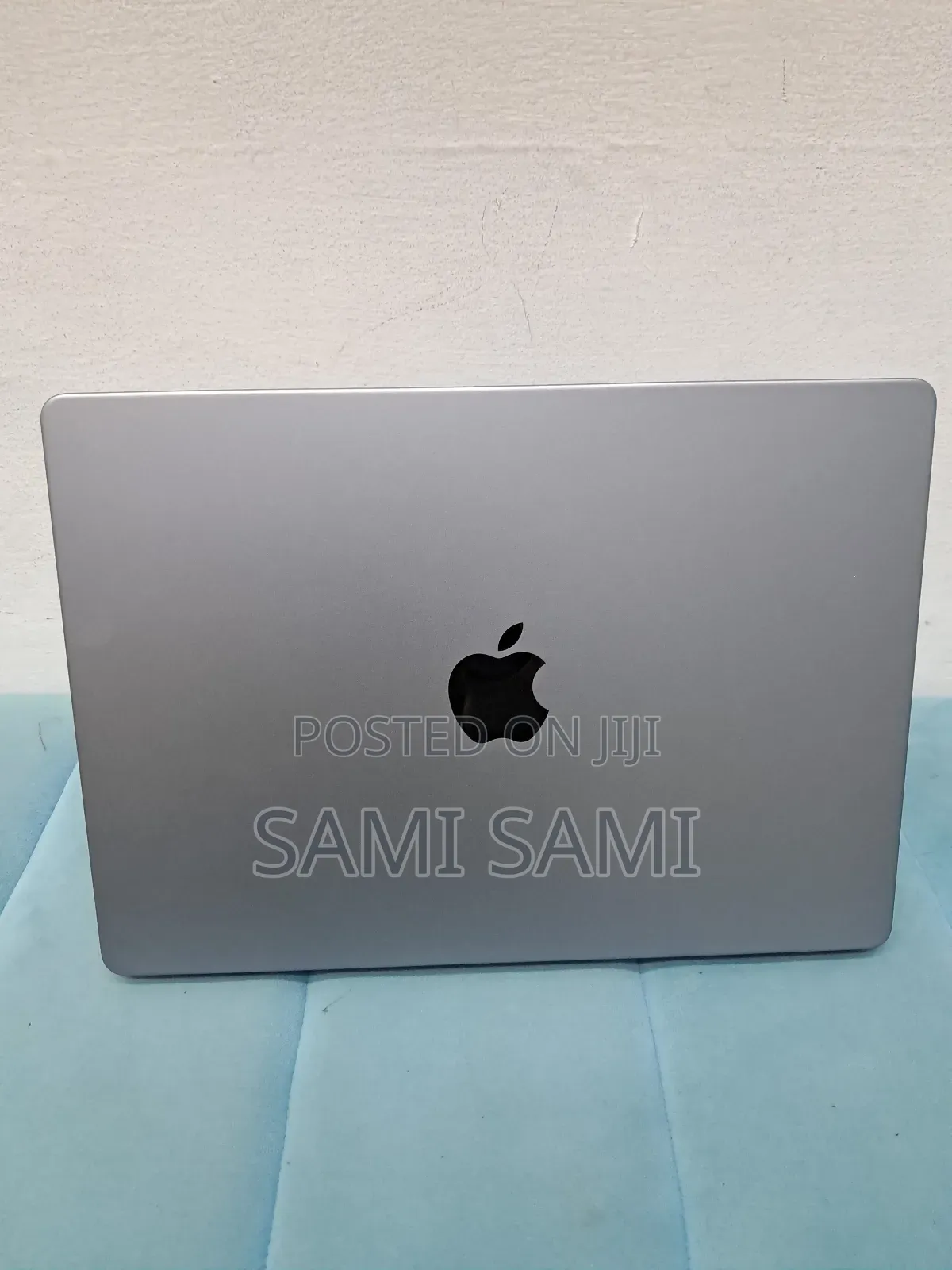 New Laptop Apple MacBook Pro M1 32GB Apple M1 Pro SSD 1T