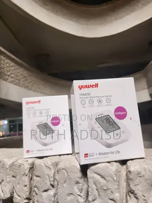 Photo - Blood Pressuer Monitor长我digital Blood Pressure Monitor New