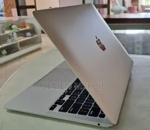 New Laptop Apple MacBook Air 2020 M1 8GB Intel Core I7 SSD 256GB