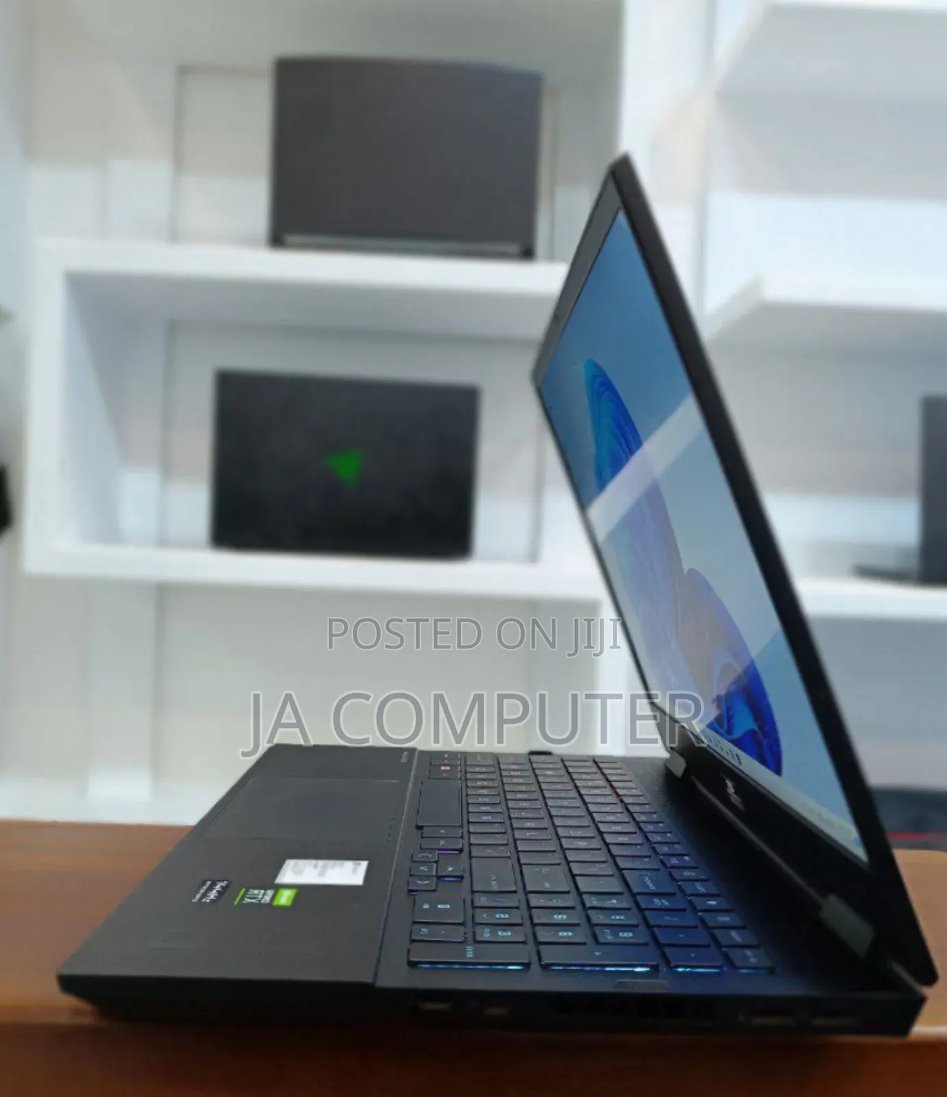 New Laptop HP Omen 16 16GB Intel Core I7 SSD 512GB