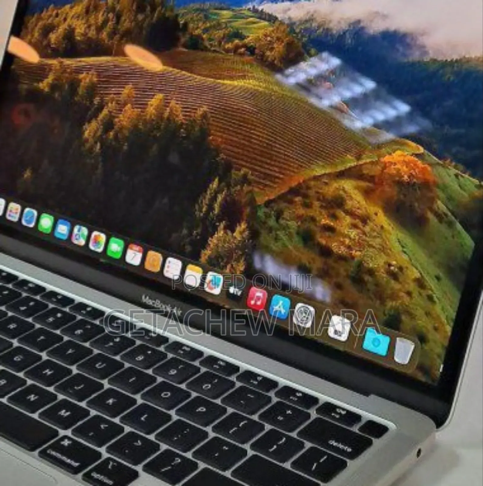 New Laptop Apple MacBook Pro M1 8GB Intel Core I7 SSD 256GB