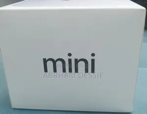 Photo - New Laptop Apple MacBook 16GB Apple M4 SSD 256GB