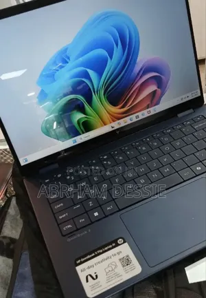 New Laptop HP 16GB Intel Core Ultra 7 SSD 1T