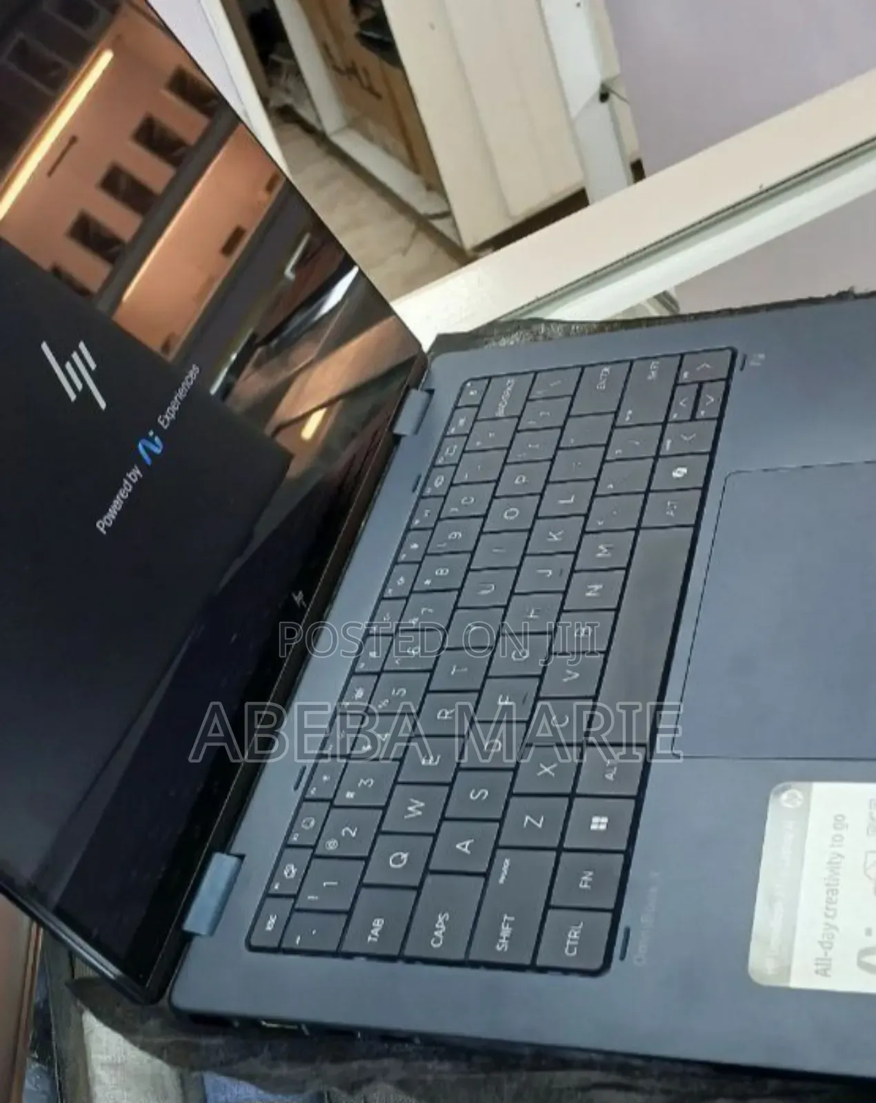 New Laptop HP OmniBook Ultra Flip 14" 16GB Intel Core Ultra 7 SSD 1T