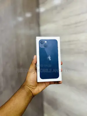 New Apple iPhone 13 128 GB Black