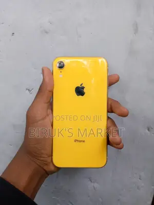 Apple iPhone XR 64 GB Yellow