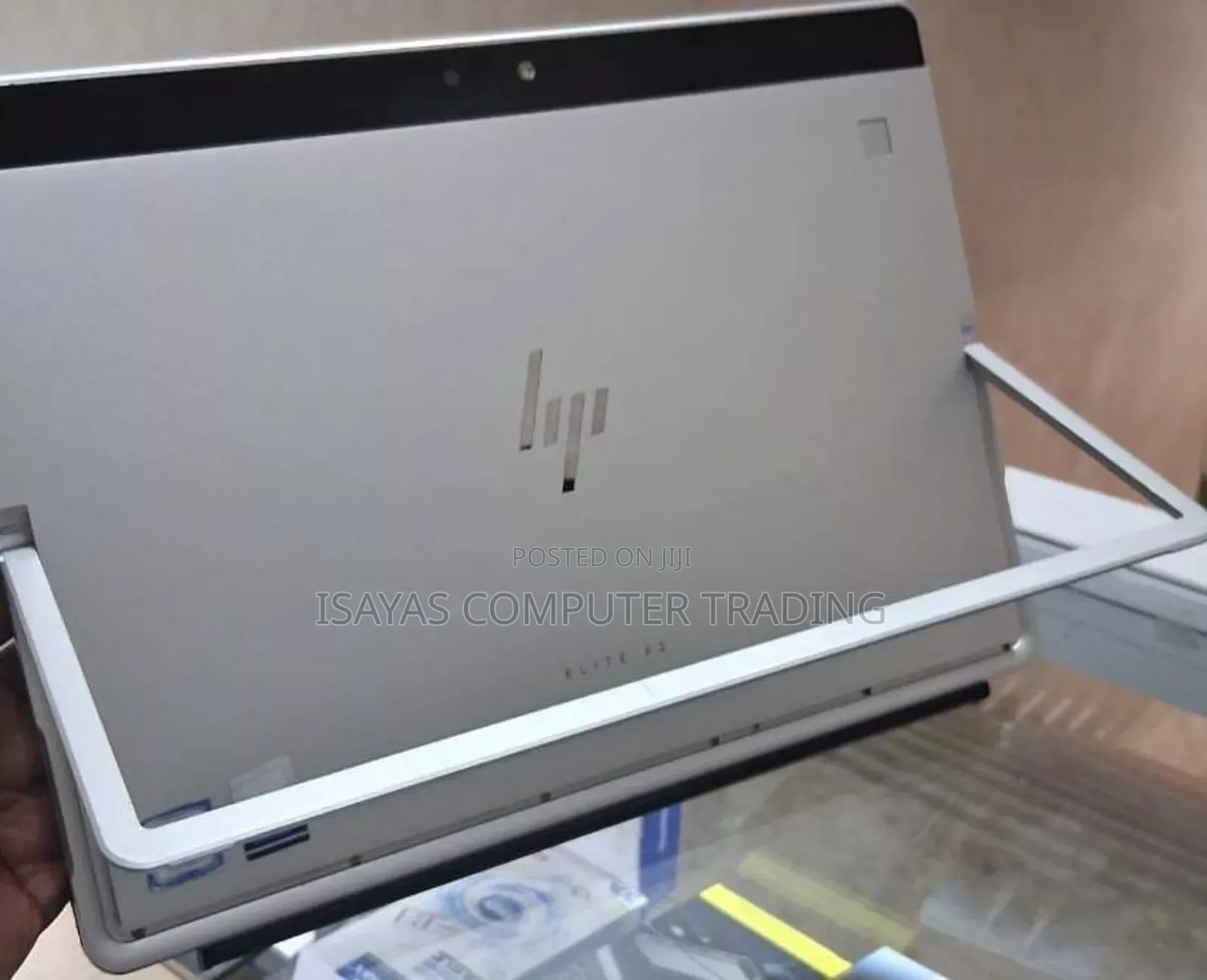 New Laptop HP EliteBook X360 1040 G7 8GB Intel Core I5 SSD 256GB
