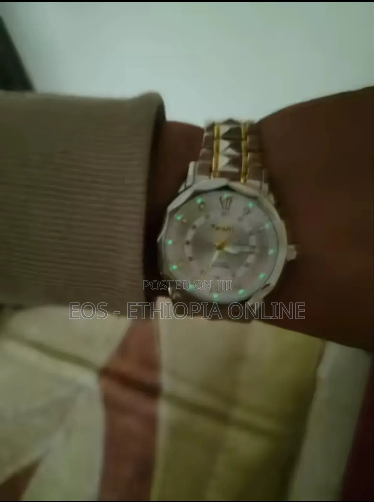 Poshi Brand Waterproof Luminous Quartz Watch [Preorder]