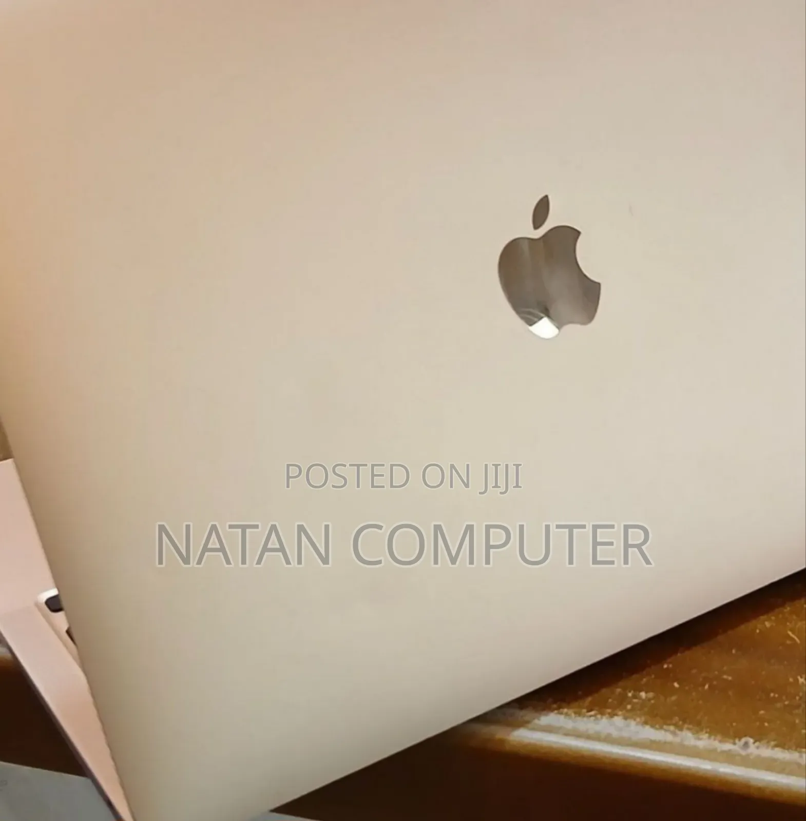 New Laptop Apple MacBook Air 2020 M1 8GB Apple M1 SSD 256GB