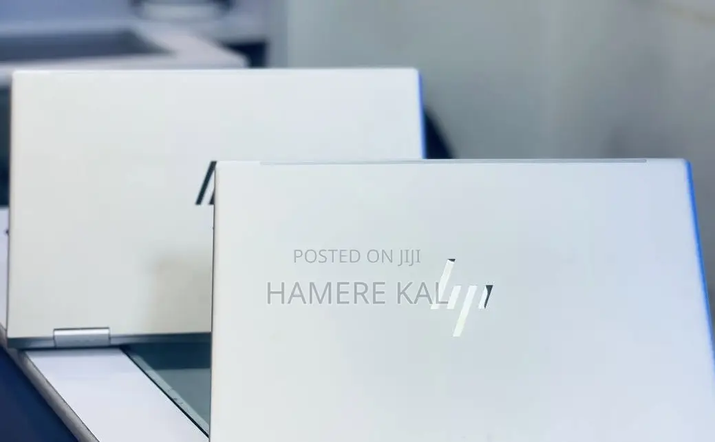 New Laptop HP Envy X360 8GB Intel Core i5 SSD 512GB