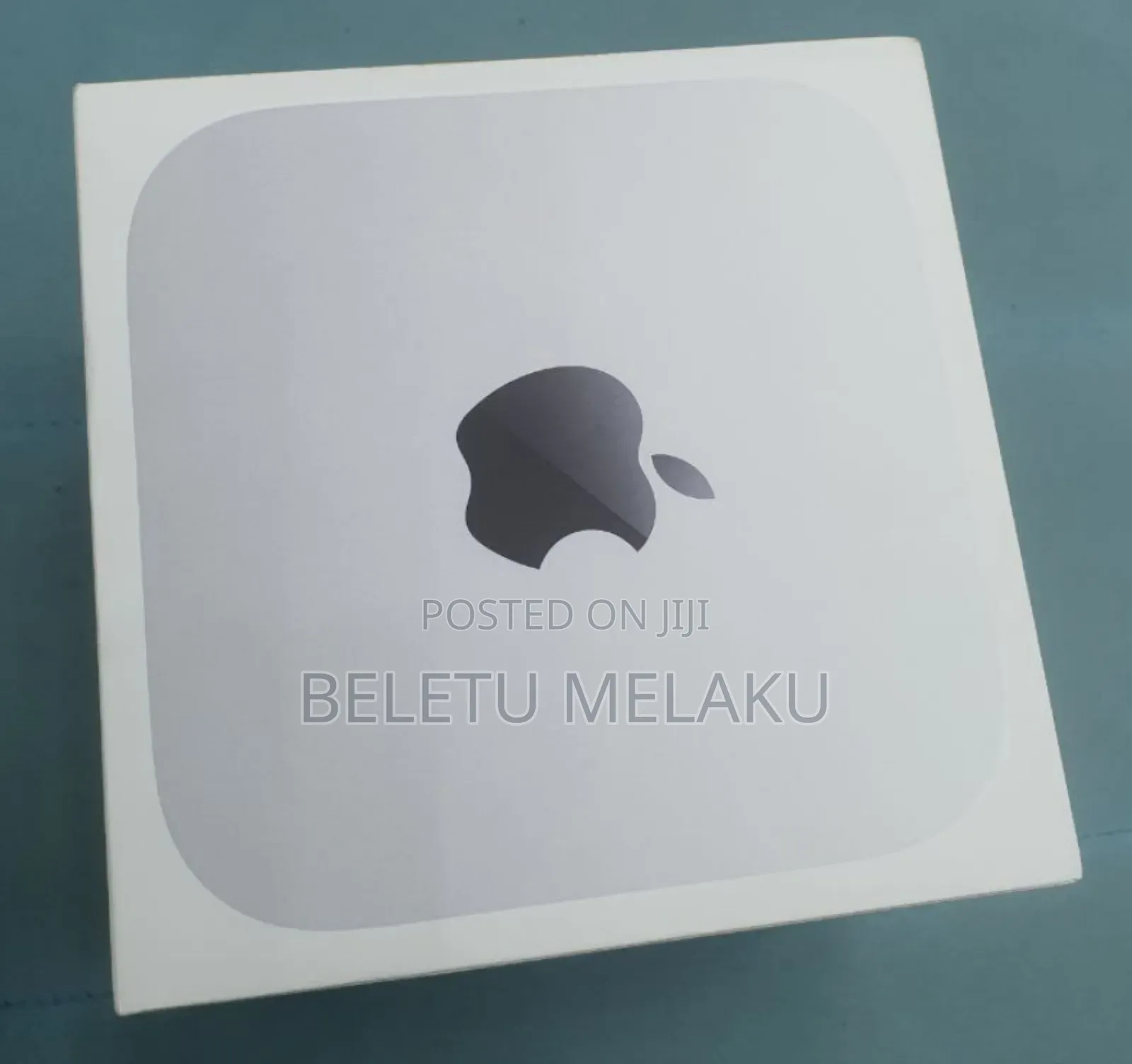 New Laptop Apple MacBook 16GB Apple M4 SSD 256GB