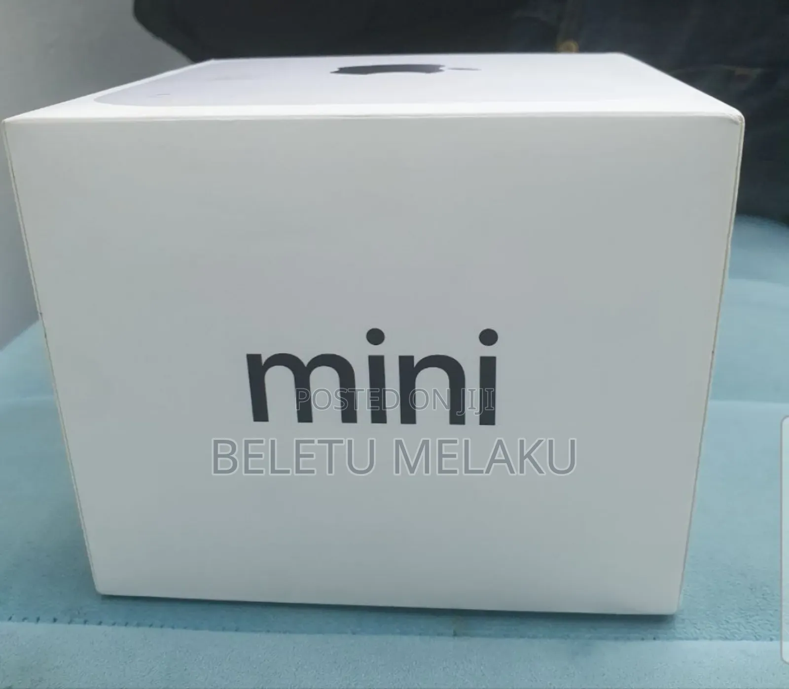 New Laptop Apple MacBook 16GB Apple M4 SSD 256GB