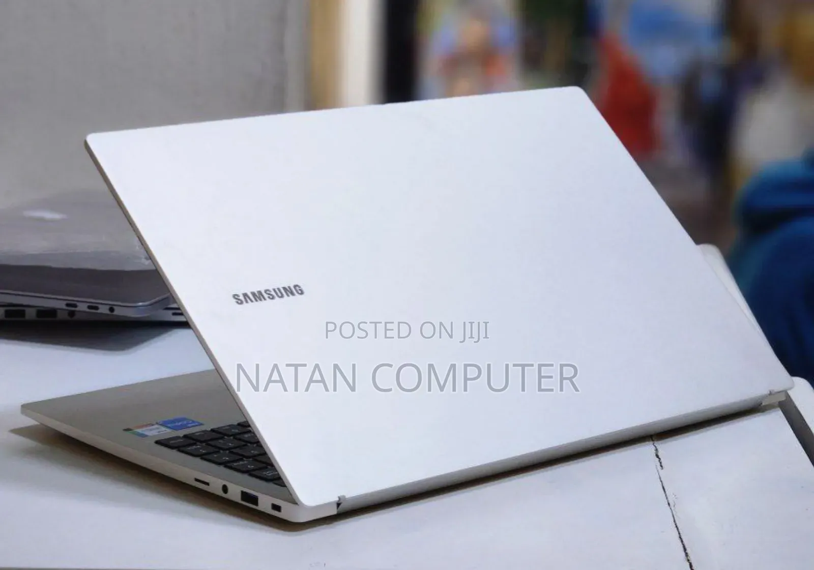 New Laptop Samsung 8GB Intel Core I5 SSD 512GB