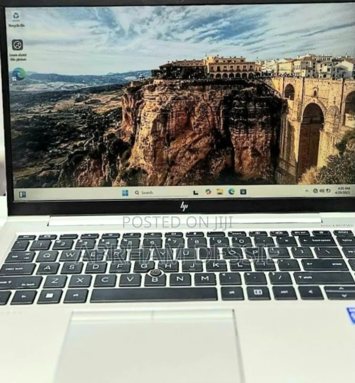 New Laptop HP EliteBook 840 G8 16GB Intel Core I7 SSD 512GB