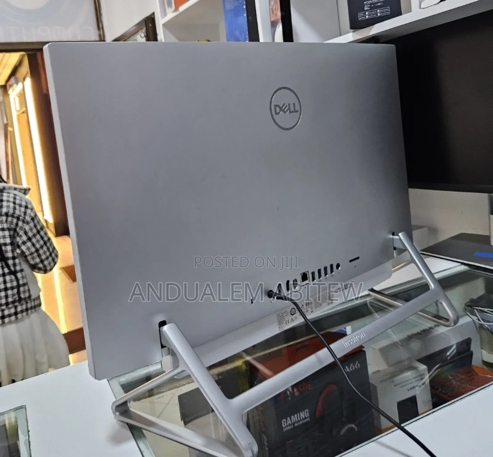 New Dell Inspiron 27 All-in-One 12GB Intel Core I7 SSD 512GB