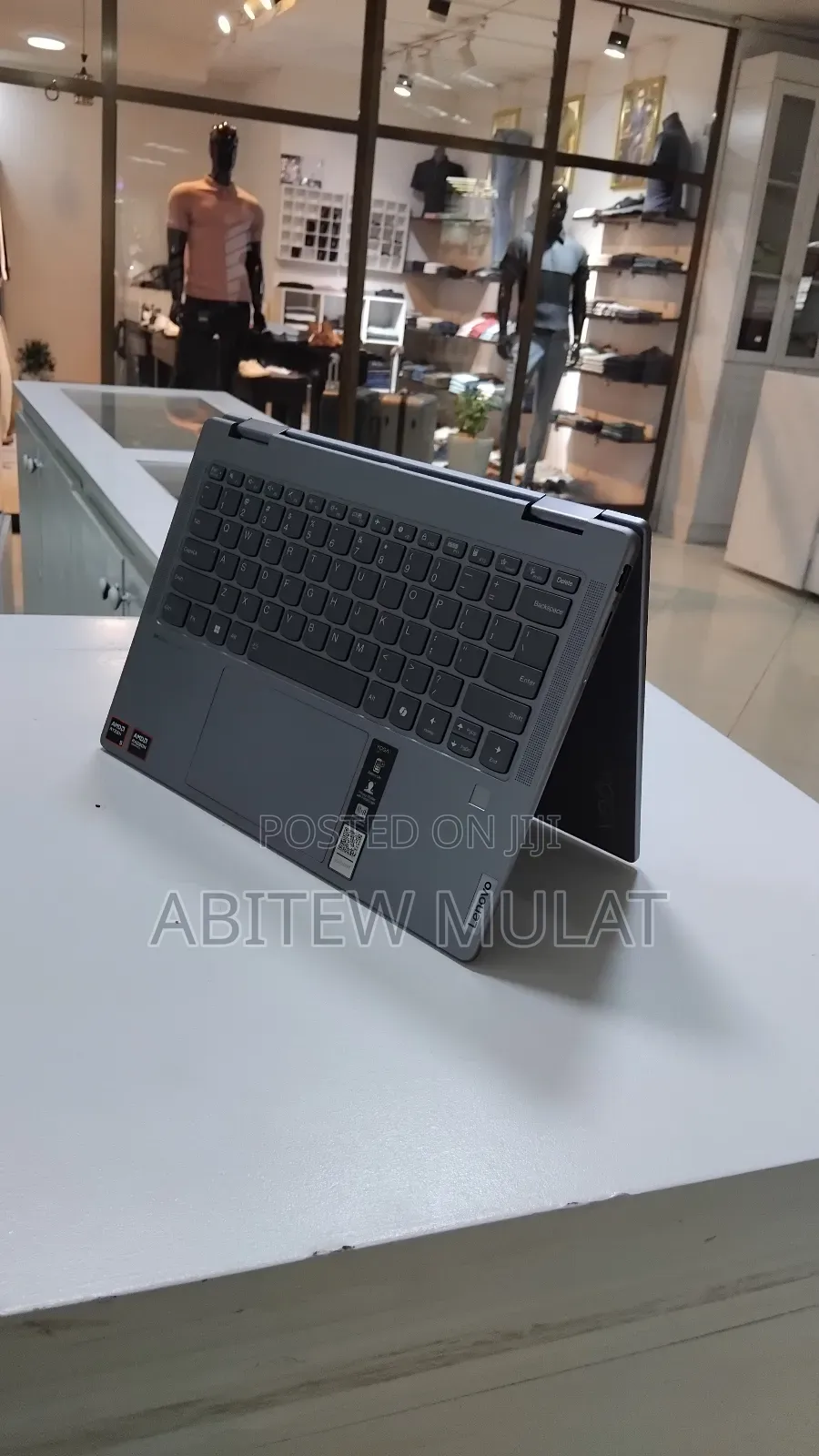 New Laptop Lenovo Yoga 7i 8GB AMD Ryzen 5 SSD 512GB