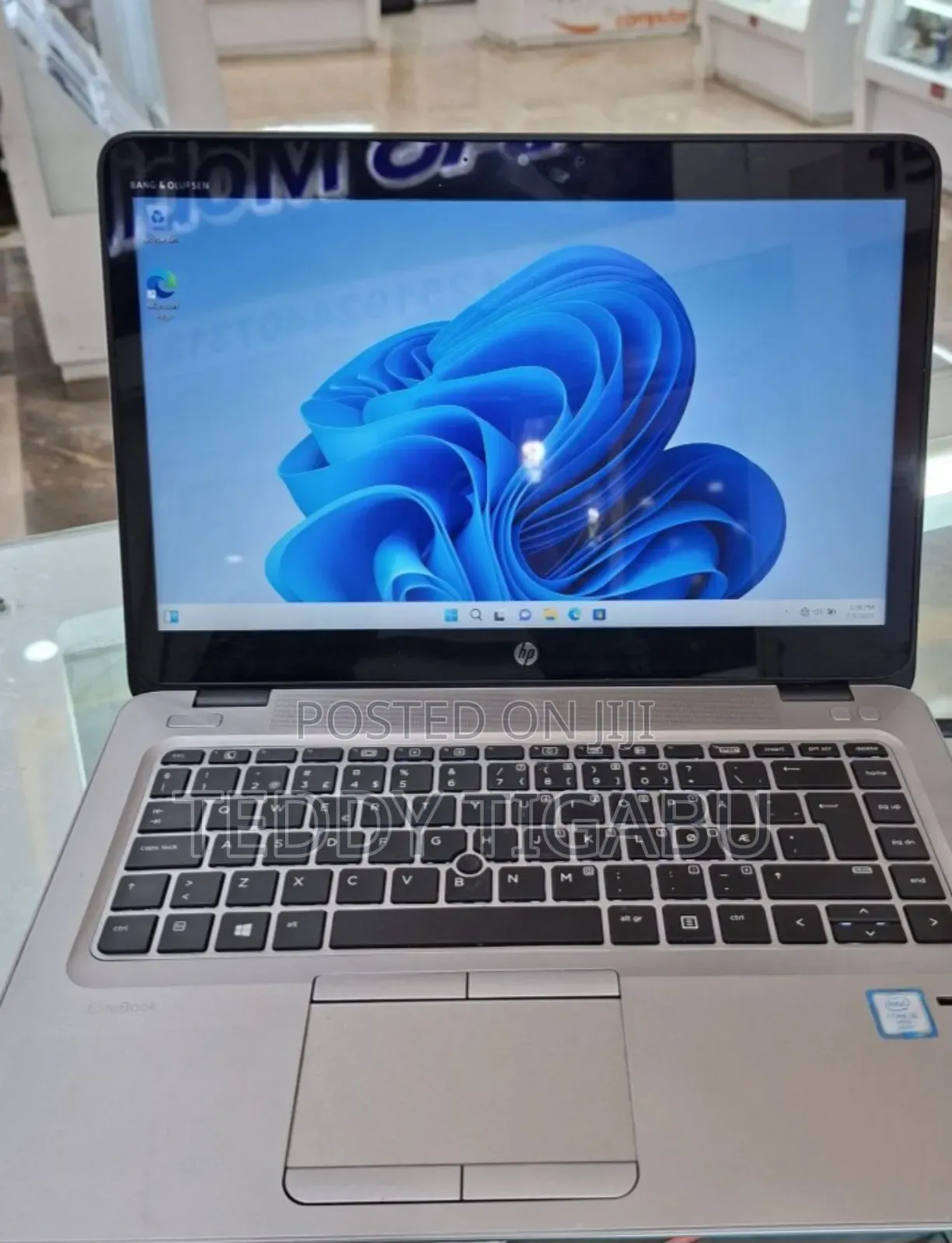 New Laptop HP EliteBook 840 G3 8GB Intel Core i5 HDD 256GB