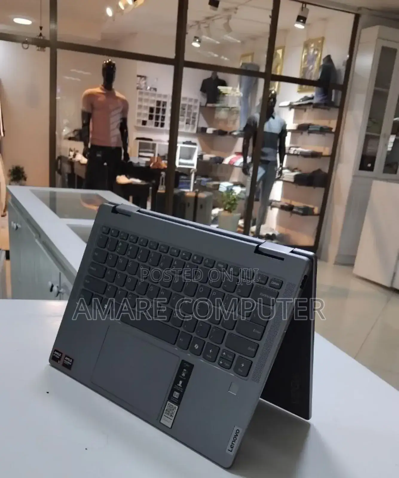 New Laptop Lenovo Yoga 7i 8GB Intel Core I5 SSD 512GB