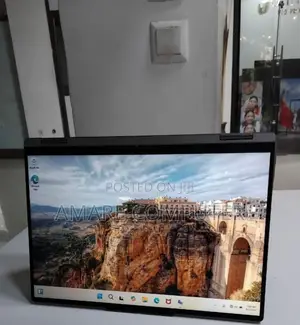 New Laptop Lenovo Yoga 7i 8GB Intel Core I5 SSD 512GB