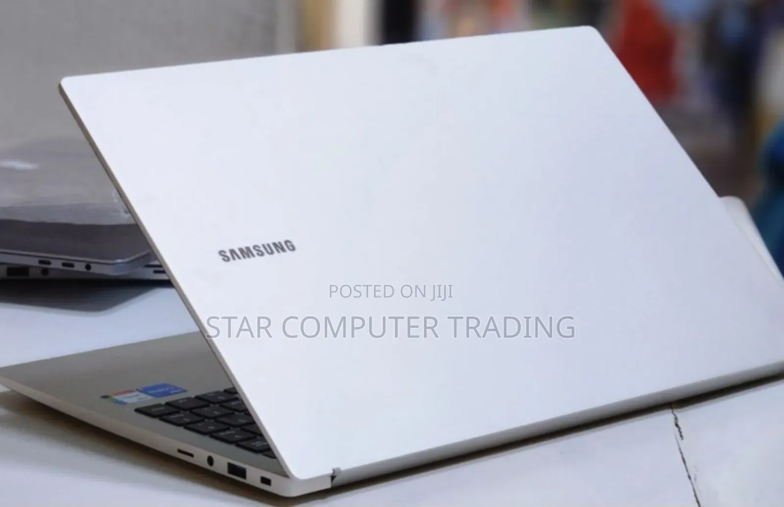 New Laptop Samsung Galaxy Book 2 8GB Intel Core I5 SSD 512GB