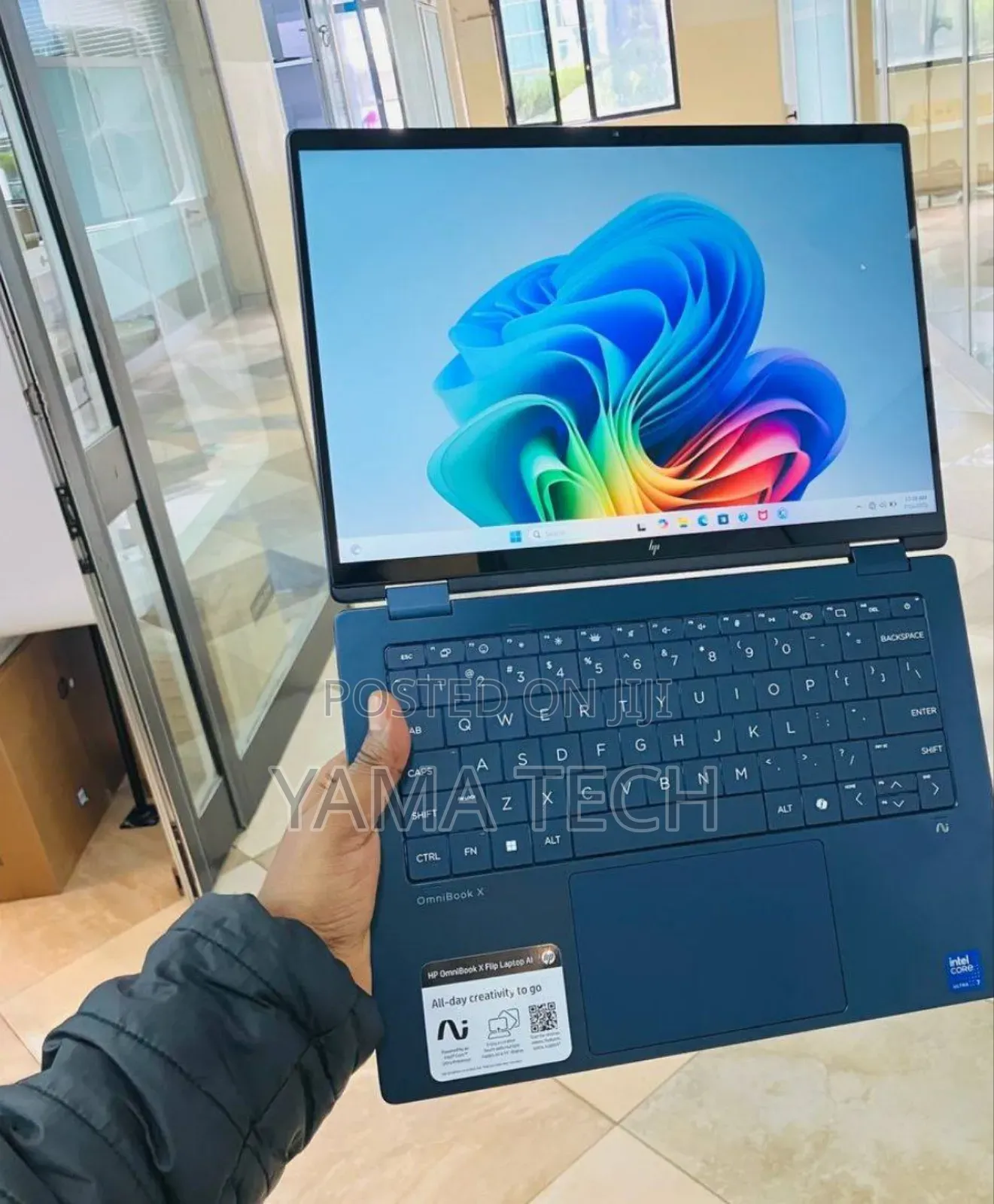 New Laptop HP OmniBook Ultra Flip 14" 16GB Intel Core Ultra 7 SSD 1T