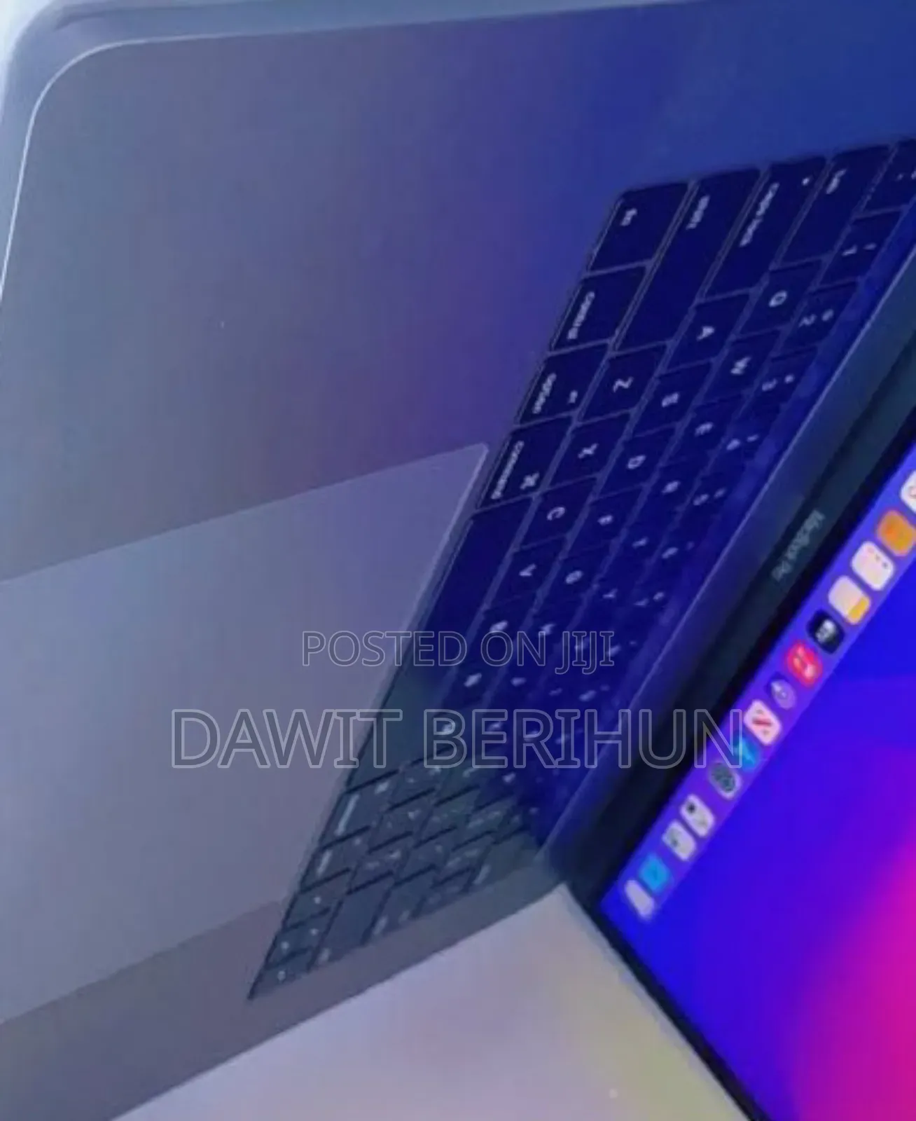 New Laptop Apple MacBook Pro 2017 16GB Intel Core I7 SSD 512GB