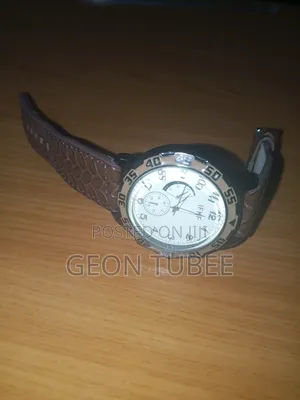 Men Hand Watch
