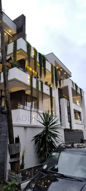 5bdrm Villa in Bole for rent