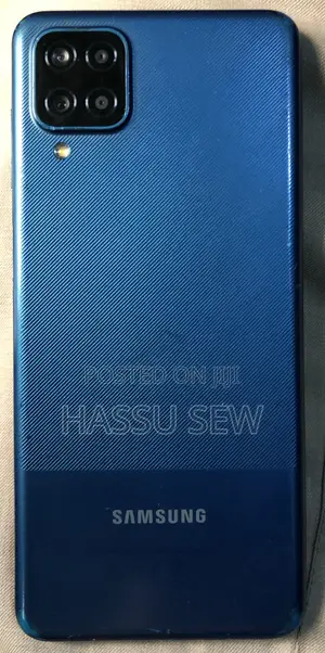 Photo - Samsung Galaxy A12 64 GB Blue