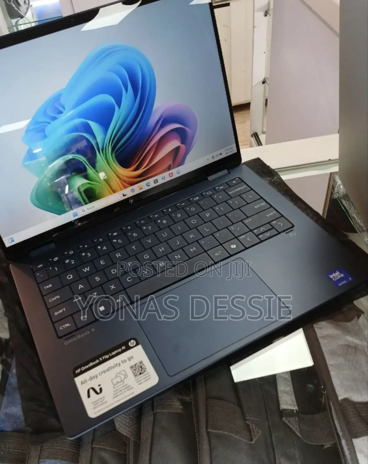 New Laptop HP OmniBook 5 14" 16GB Intel Core Ultra 7 SSD 1T