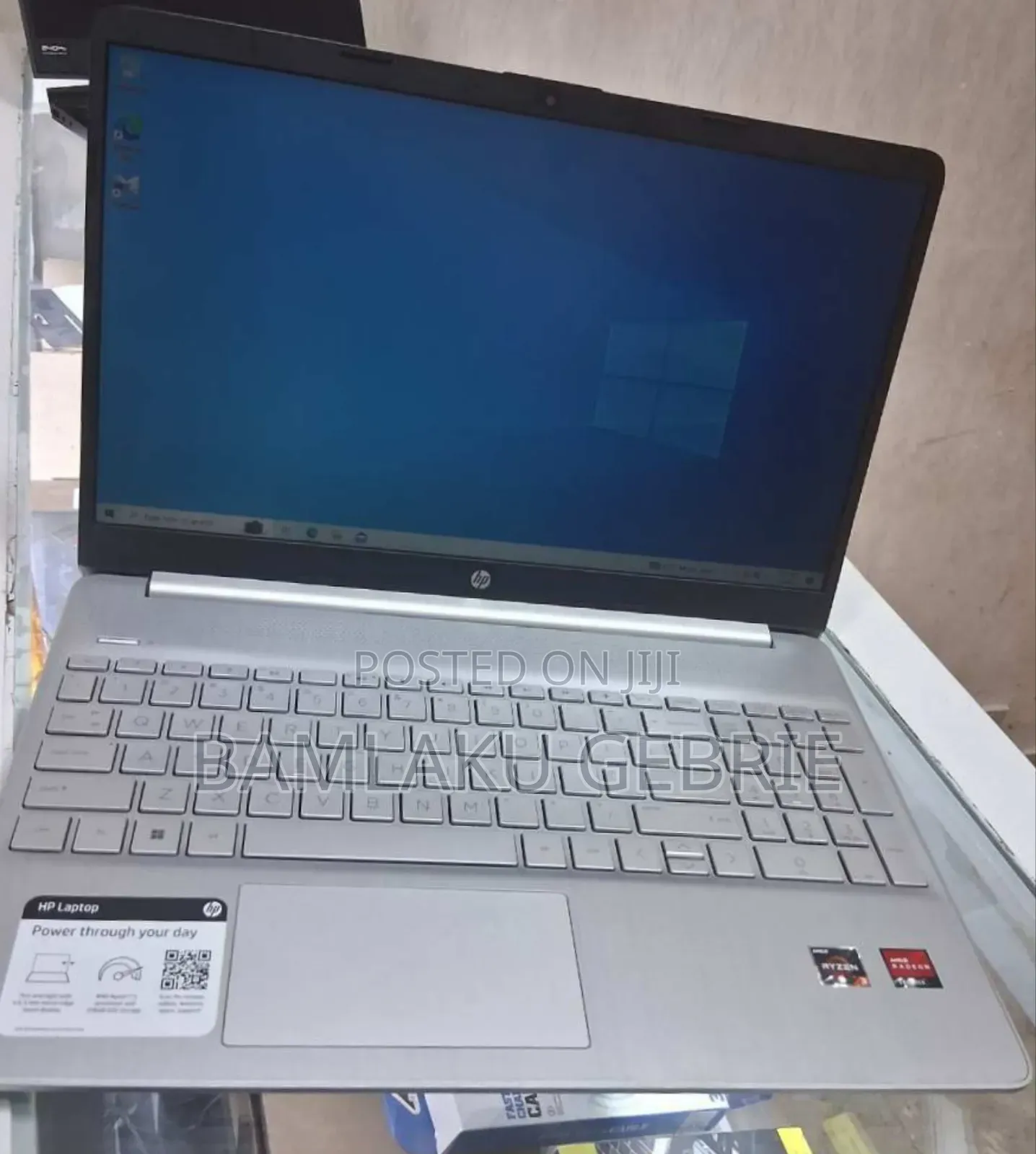 New Laptop HP Stream Notebook 8GB AMD Ryzen 3 SSD 256GB