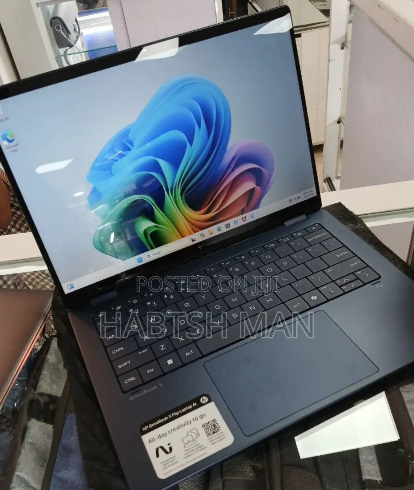 New Laptop HP OmniBook X Flip 14" 16GB Intel Core Ultra 7 SSD 1T