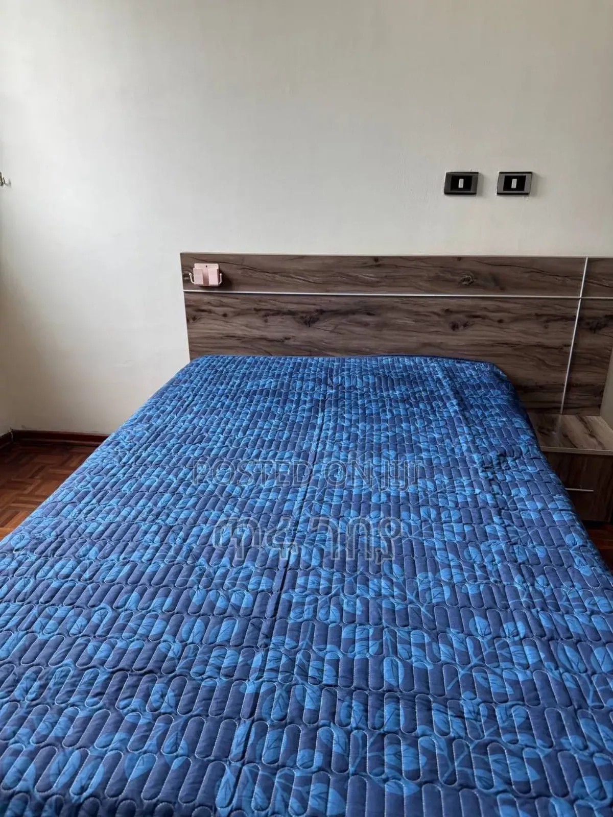 አዲስ አልጋ ልብስ ከሁለትትራስጨርቅ ጋር Bed Cover