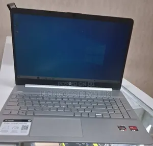 New Laptop HP EliteBook 840 8GB AMD Ryzen 3 SSD 256GB
