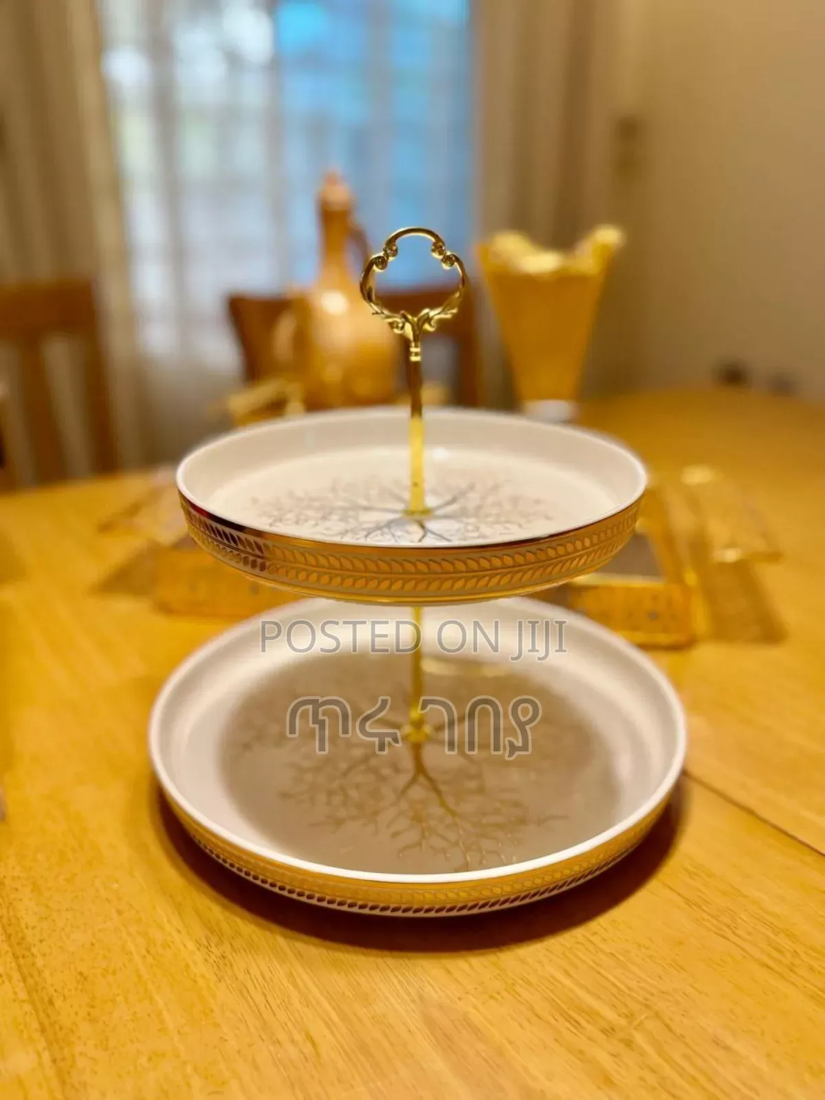 ቅንጡ የኩኪስ ማቅረቢያ በሸክላ
Cookies Serving Tray