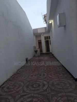 3bdrm Villa in አያት የሚሸጥ ምርጥ ዘመናዊ ቪላ, Yeka for sale