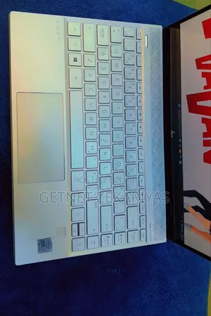 New Laptop HP Envy 14 16GB Intel Core I7 SSD 512GB