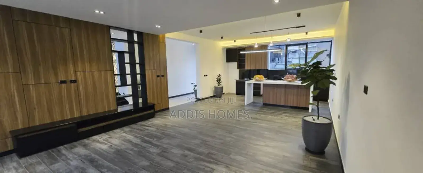 5bdrm Villa in Bole for rent