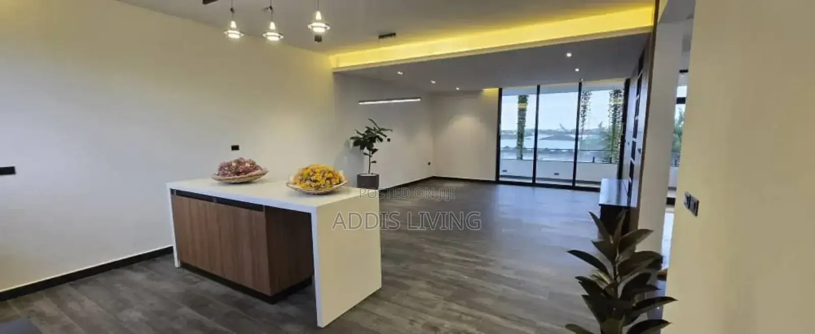 5bdrm Villa in Bole for rent