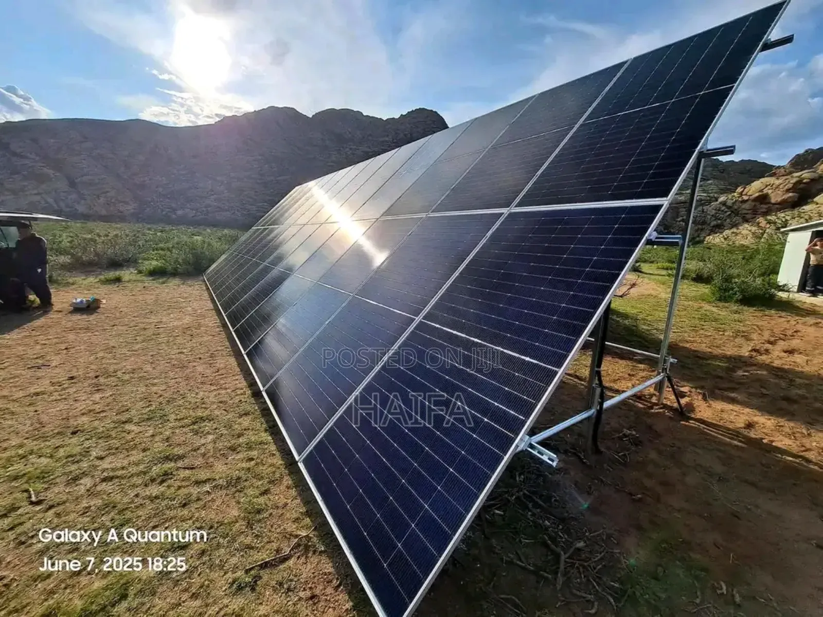 Lithium Iron Phosphate Battery With Hybrid Inverter