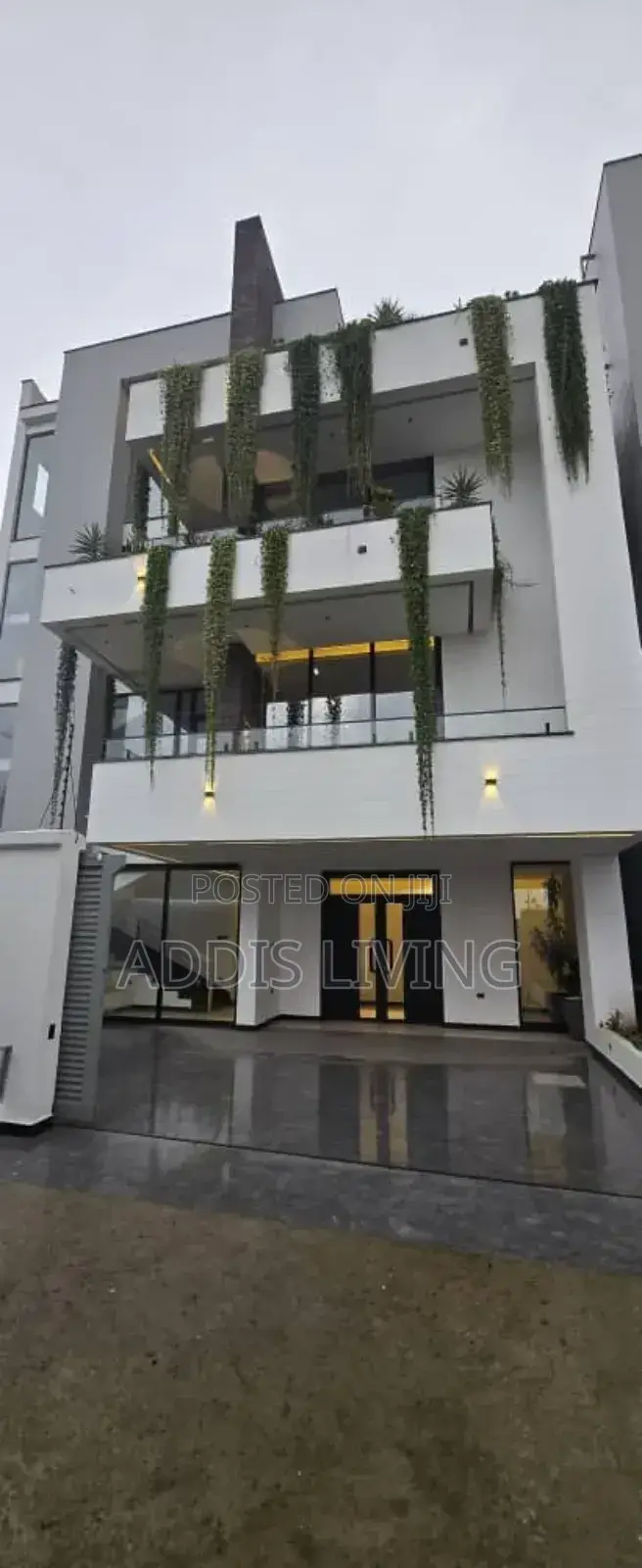 5bdrm Villa in Bole for rent