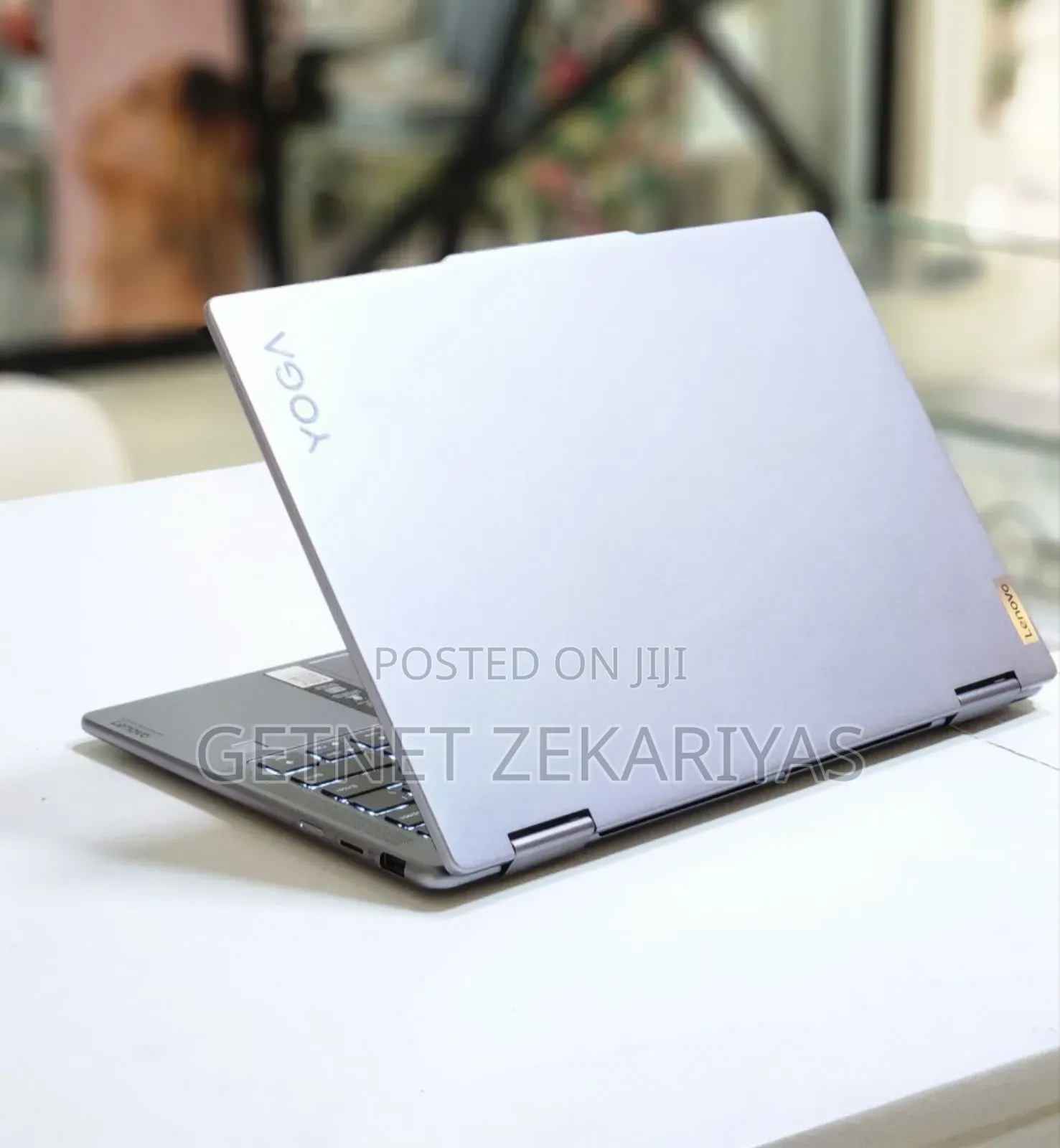 New Laptop Lenovo Yoga 700 8GB AMD Ryzen 5 SSD 512GB