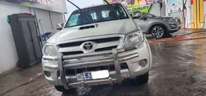 Photo - Toyota Hilux 2.5 D-4D 2007 Silver