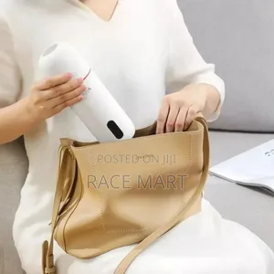 Photo - Deerma Portable Electric Water Bottle