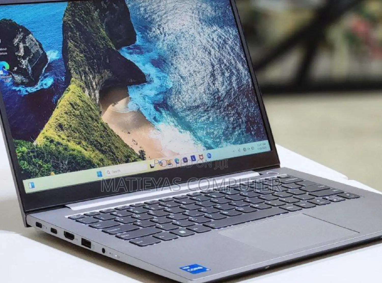 New Laptop Lenovo ThinkPad Yoga 16GB Intel Core I5 SSD 512GB