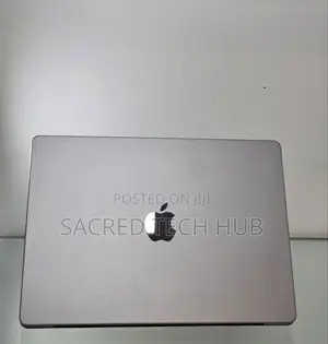 New Laptop Apple MacBook Pro 8GB Apple M3 SSD 512GB