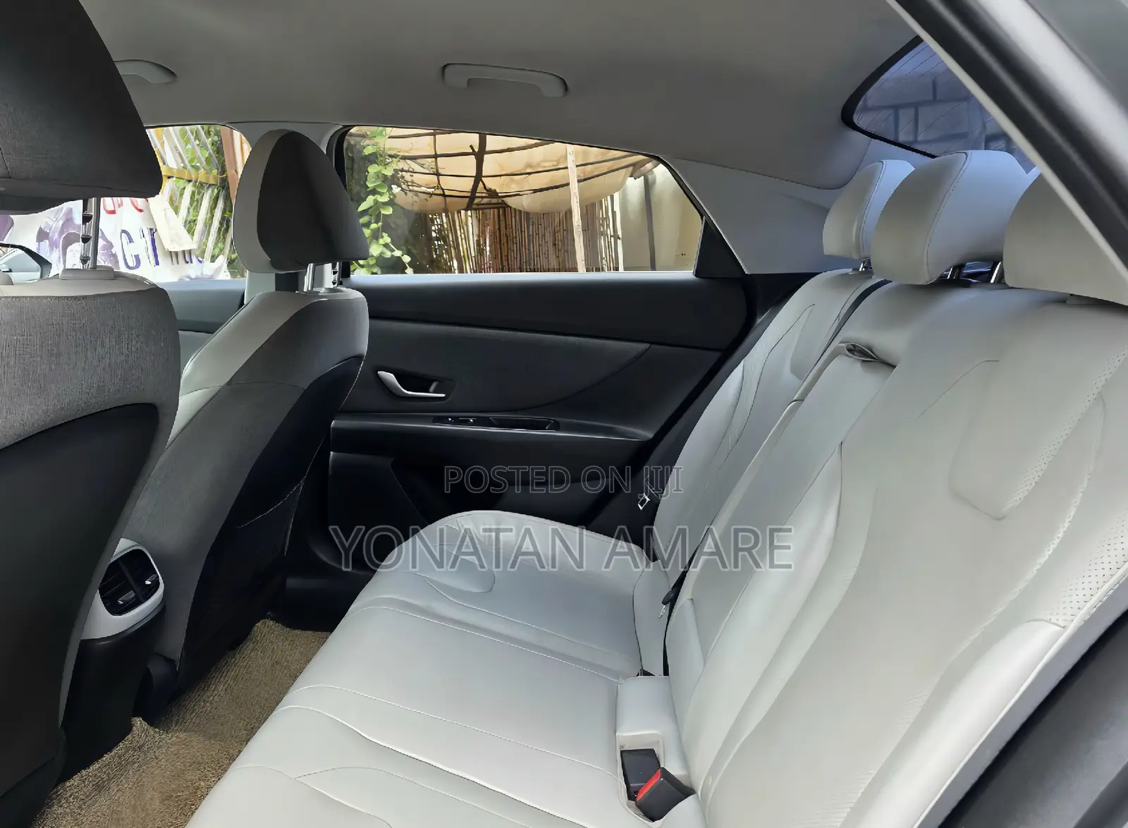 Hyundai Avante 2021 Green