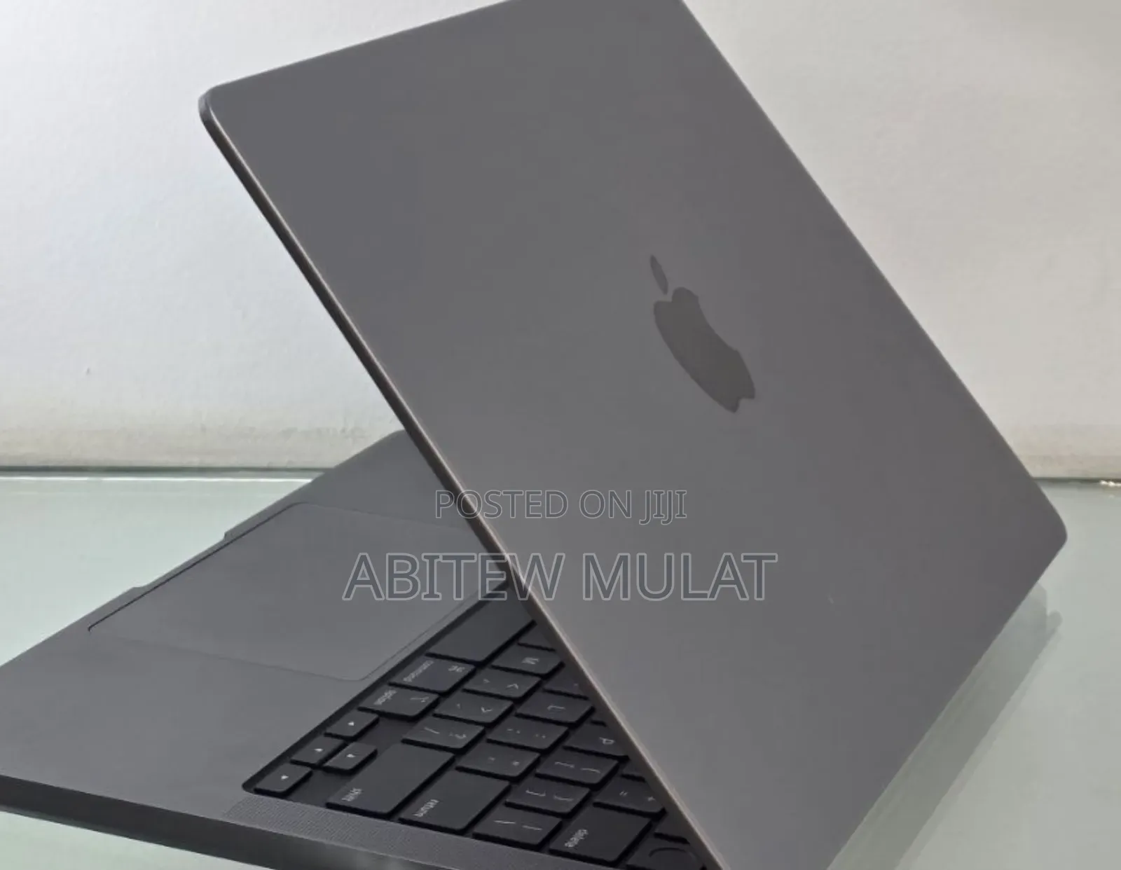 New Laptop Apple MacBook Pro 2023 M3 Pro 14-Inch 8GB Apple M3 SSD 512GB