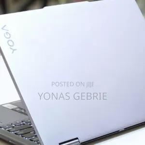 Photo - New Laptop Lenovo ThinkPad Yoga 8GB AMD Ryzen 5 SSD 512GB